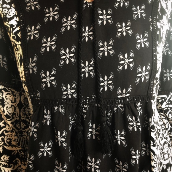 Solddd Outtt - Picture 3 of 4